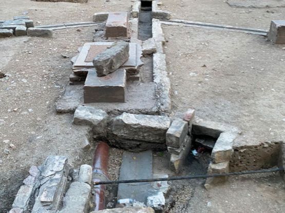 Dieses Bild zeigt den Bau eines Rohres. 